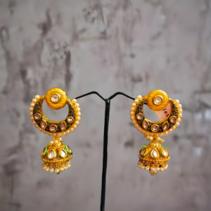 Kanhaverse Antique Kundan Pearl Jhumka Earrings