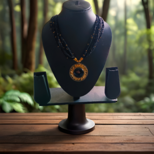 Black Beaded Antique Pendant Necklace Set